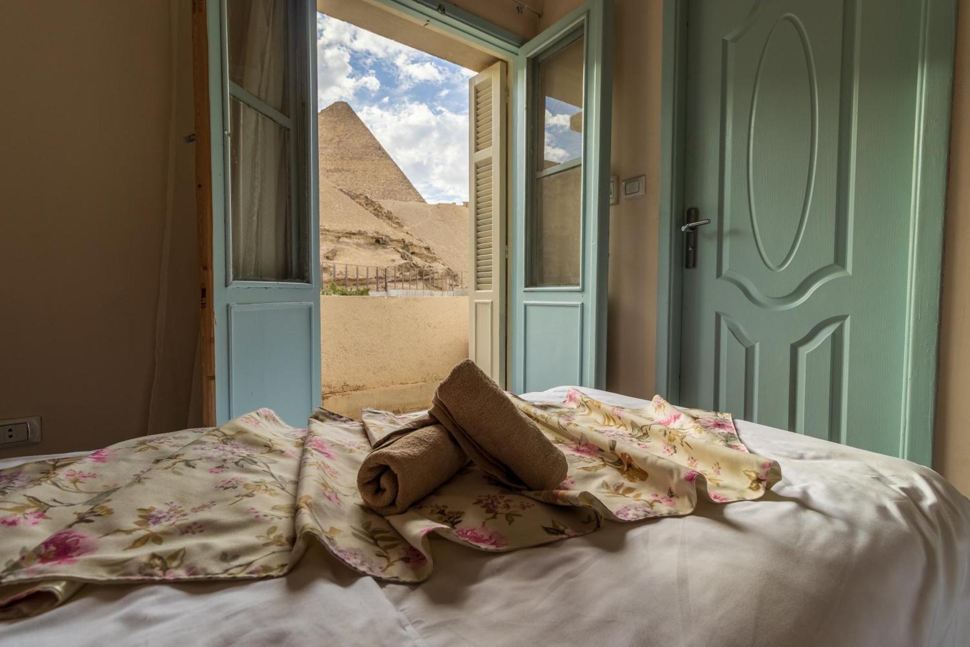 The Grand Pyramids View Hotel Kafret el-Gabal Zimmer foto